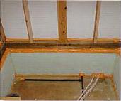 酒井商会 防蟻成分含有ウレタンフォームエアゾール式現場簡易発泡タイプ　1液型三井化学産資製「防蟻フォーム」の用途ユニットバス取付部